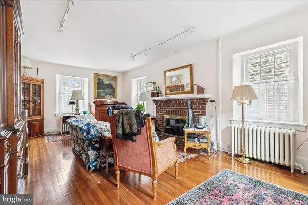 Philadelphia, PA 19119,542 W ELLET ST