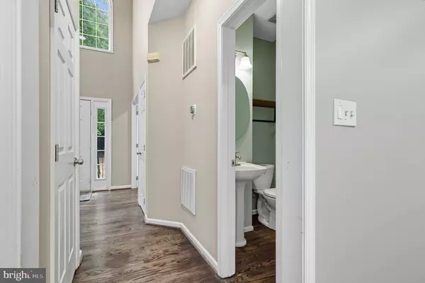 Manassas, VA 20111,6363 YATES FORD RD