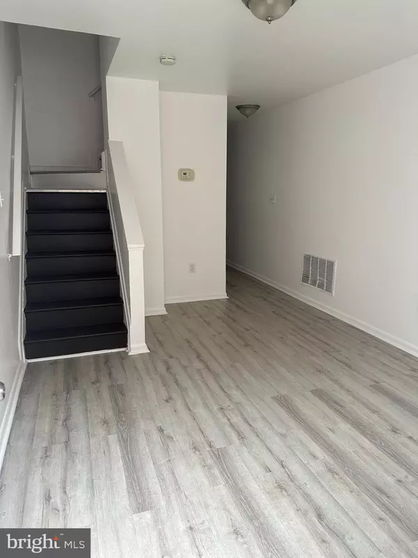 Baltimore, MD 21213,1707 N DALLAS ST