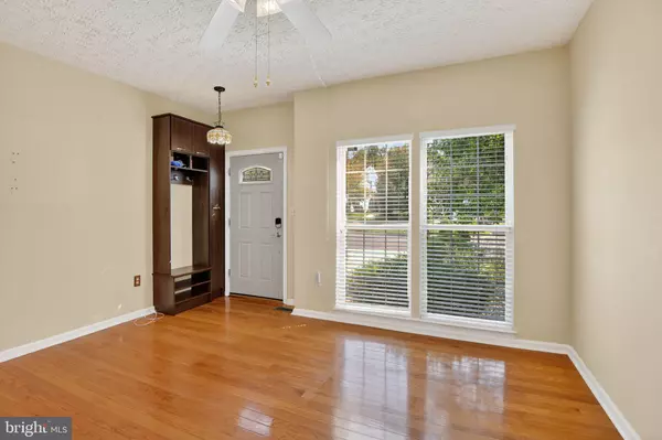 Laurel, MD 20724,8314 PIGEON FORK LN