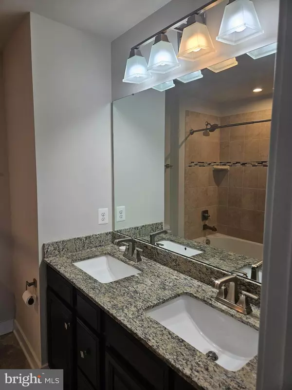 Upper Marlboro, MD 20774,708 SKY BRIDGE DR