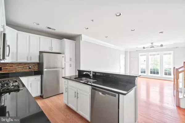 Woodbridge, VA 22191,2263 OBERLIN DR