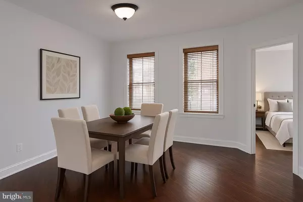 Burlington, NJ 08016,318 E UNION ST