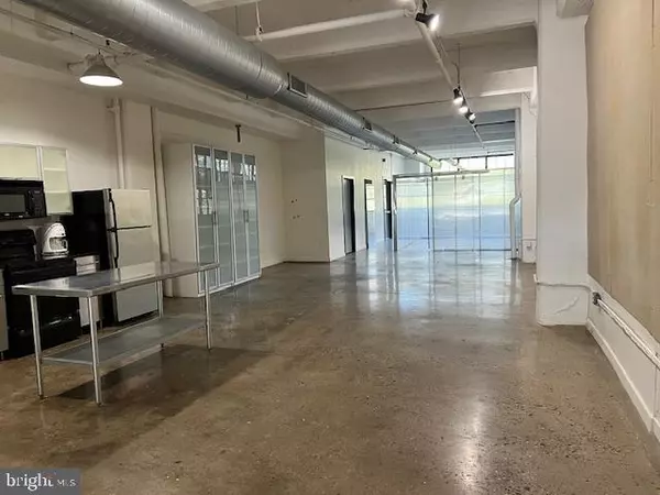 Philadelphia, PA 19106,20 N 3RD ST #302