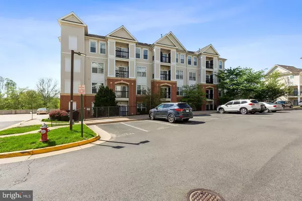 11326 ARISTOTLE DR #4-401, Fairfax, VA 22030