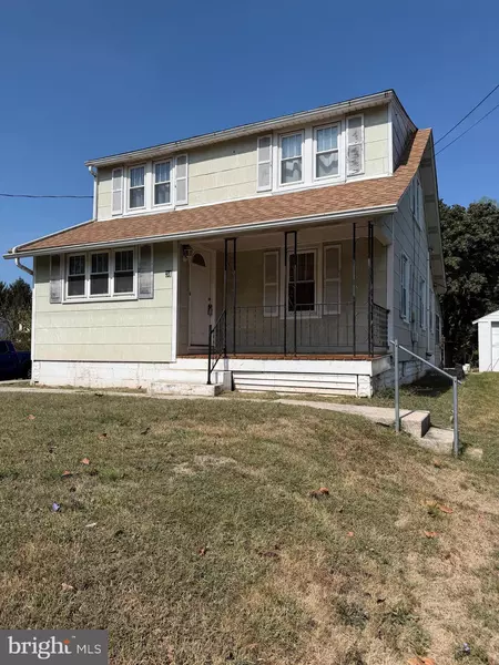 34 W HANOVER ST, Gettysburg, PA 17325