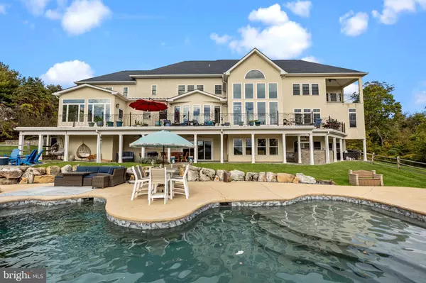 274 PINEVILLE RD, Newtown, PA 18940