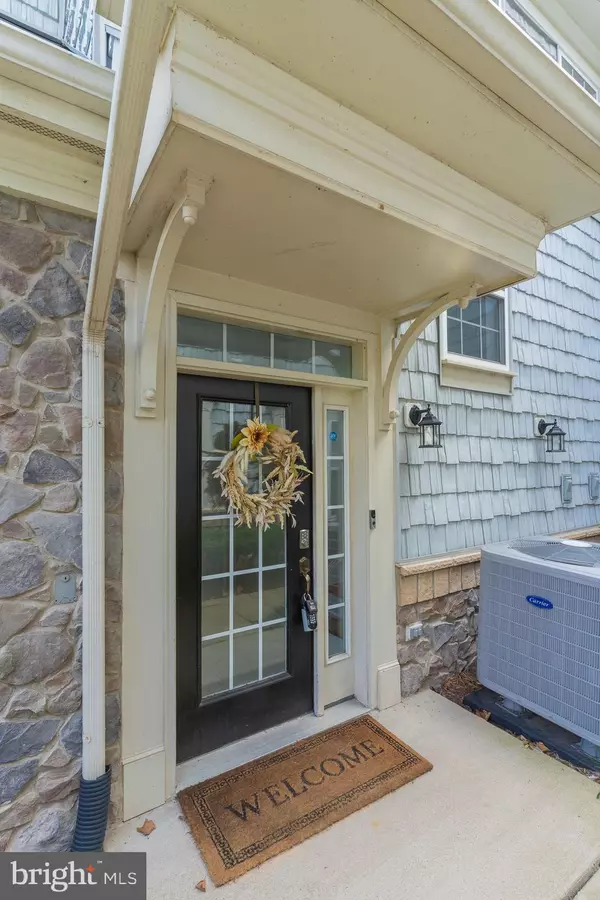 Woodbridge, VA 22191,13921 GULLANE DR
