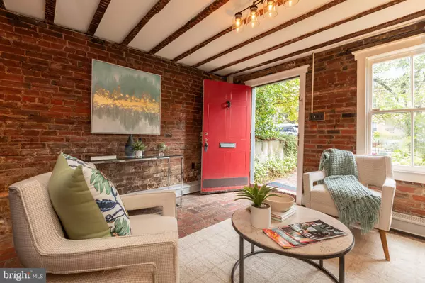 Washington, DC 20003,515-1/2 6TH ST SE