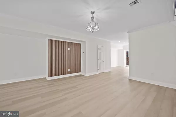 Philadelphia, PA 19126,6518 OGONTZ AVE