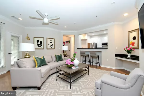 Reston, VA 20190,12000 MARKET ST #176