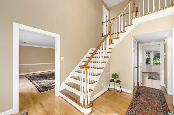 Charlottesville, VA 22911,2084 LINLIER CT