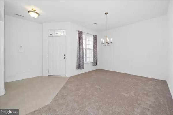 Newark, DE 19702,32 GRAND NATIONAL LN #47