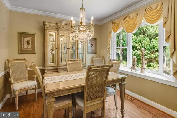 West Deptford, NJ 08096,4 SAINT EMILION CT