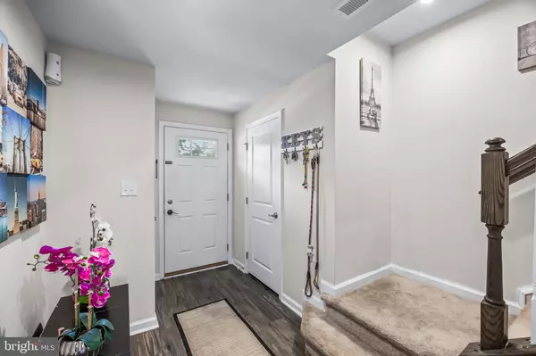 Cinnaminson, NJ 08077,124 NATHAN DR