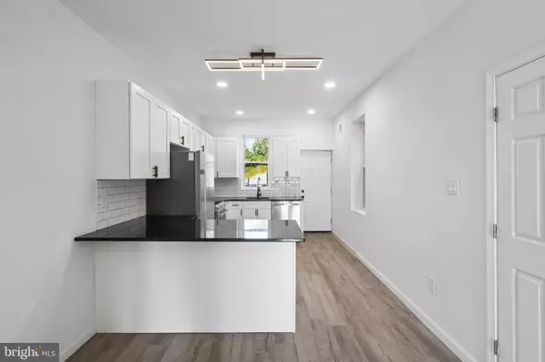 Philadelphia, PA 19140,3943 DELL ST