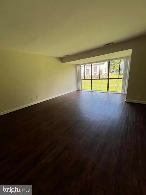 Gaithersburg, MD 20886,18927 MILLS CHOICE RD #4