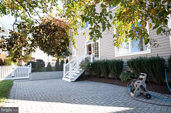 Ashburn, VA 20148,42586 ASH TREE DR