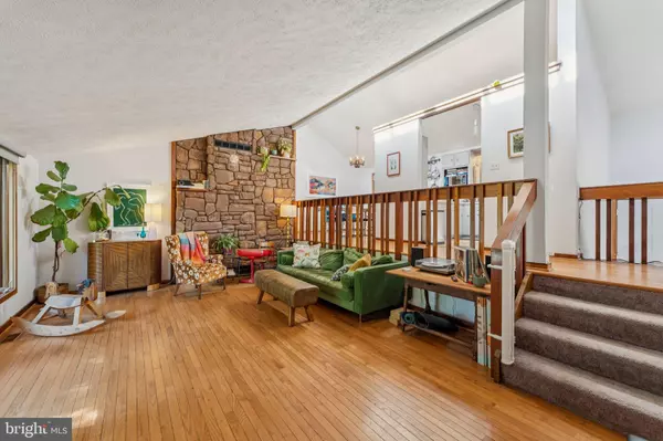 Mclean, VA 22101,1684 CHAIN BRIDGE RD