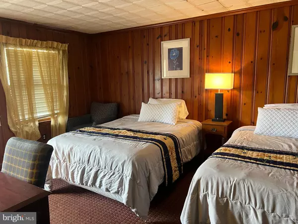 Hancock, MD 21750,2 BLUE HILL RD