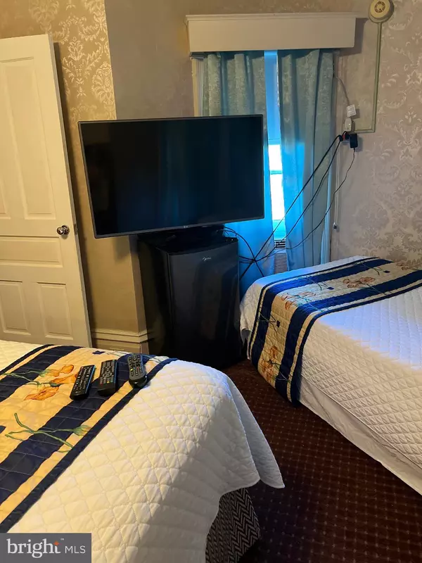 Hancock, MD 21750,2 BLUE HILL RD