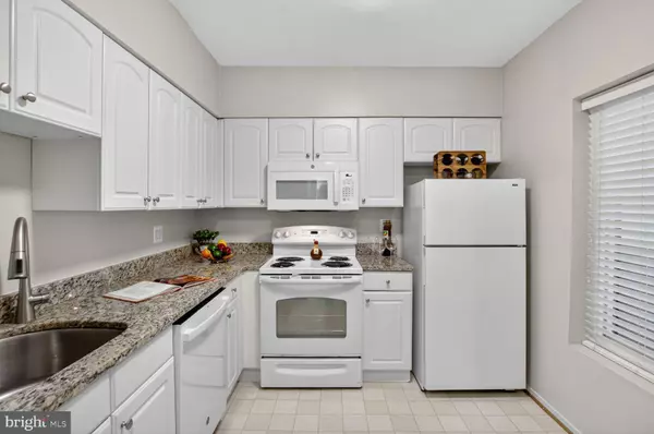 Rockville, MD 20852,6050 CALIFORNIA CIR #404