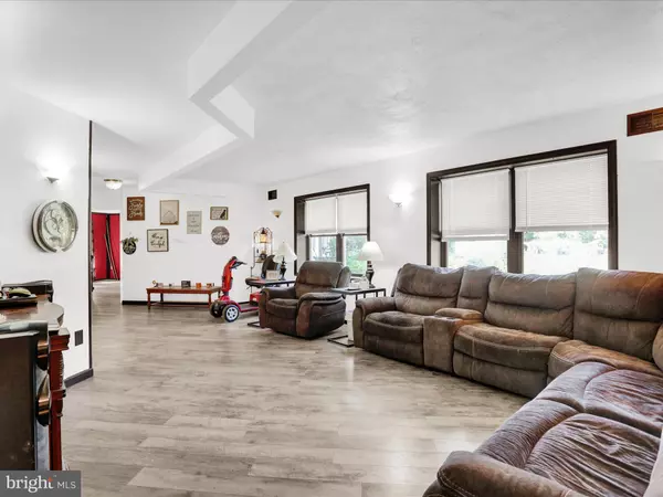 Bechtelsville, PA 19505,39 LEHMANN LN