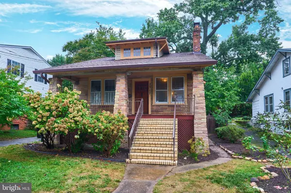 2917 1ST RD N, Arlington, VA 22201