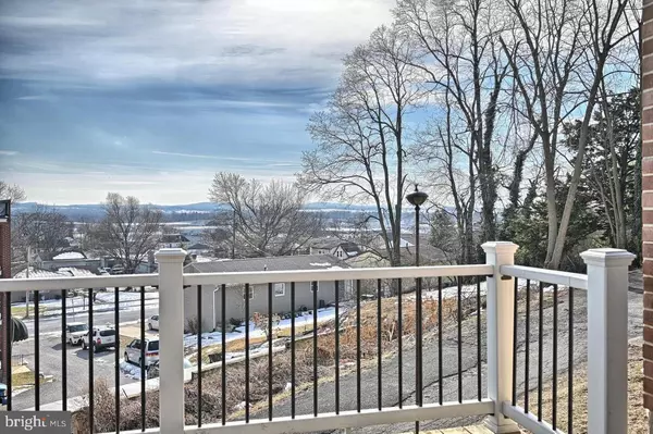 Lemoyne, PA 17043,802 PENNSYLVANIA AVE