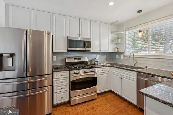 Arlington, VA 22204,4175 S FOUR MILE RUN DR #B