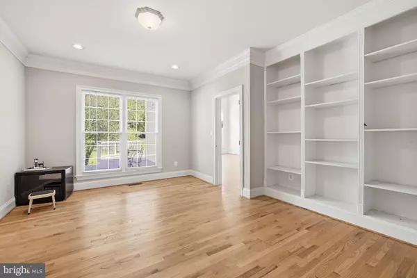 Woodbridge, VA 22192,4445 TUSCANY CT