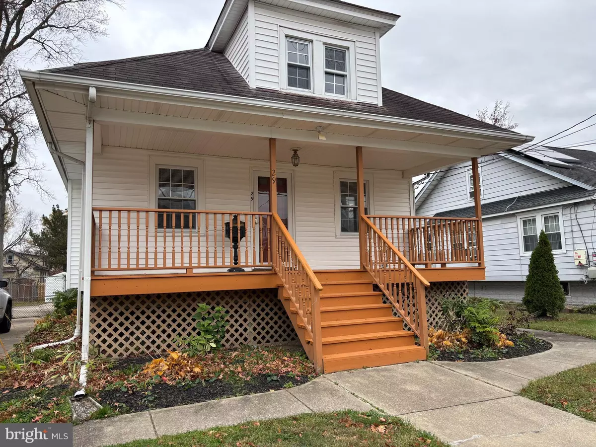 Woodbury, NJ 08096,29 CRESCENT AVE