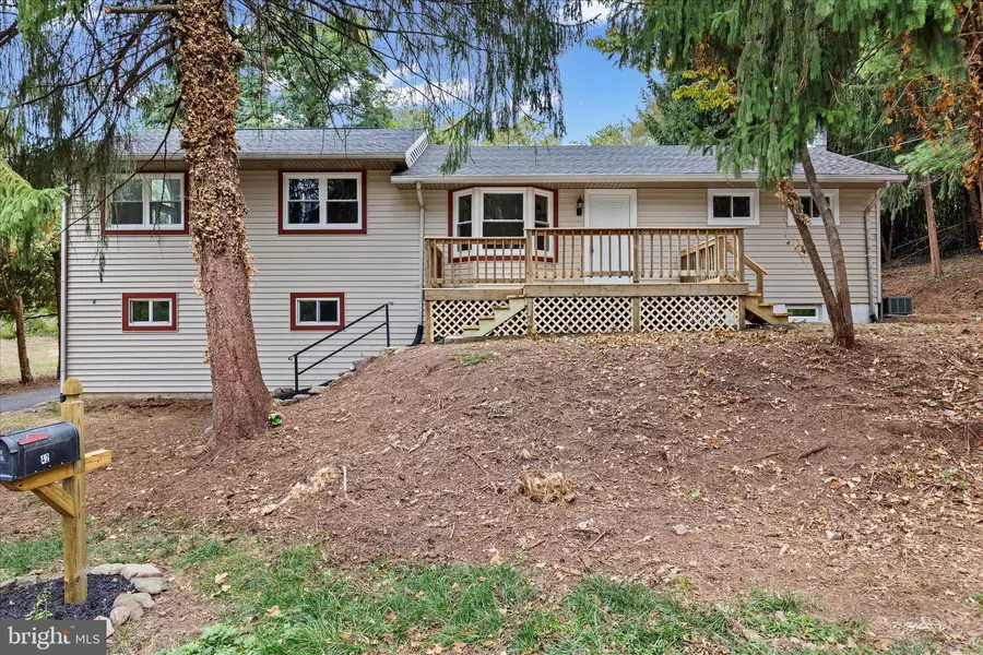 42 BEAVER AVE, Enola, PA 17025