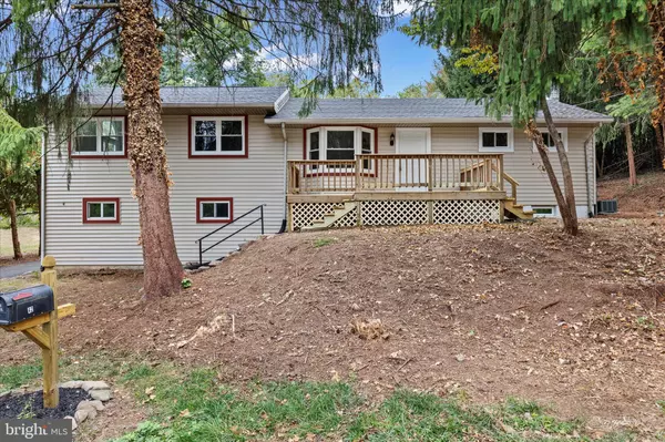 42 BEAVER AVE, Enola, PA 17025