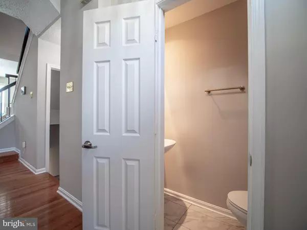 Bowie, MD 20721,918 LAKE OVERLOOK DR