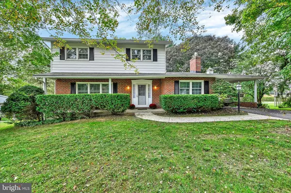 6905 SPRING HILL DR, Sykesville, MD 21784