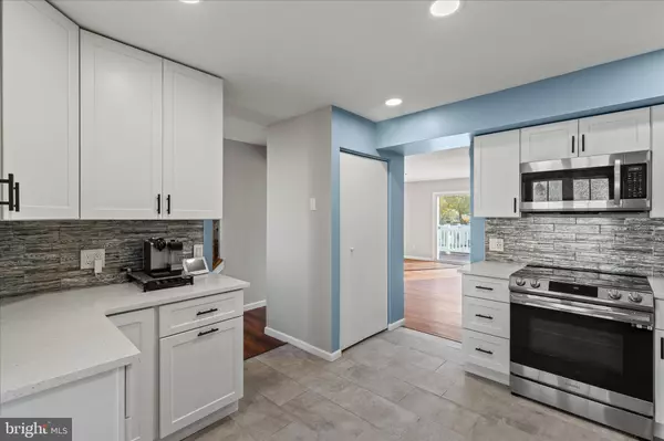 Pasadena, MD 21122,8555-A SKIPJACK PL