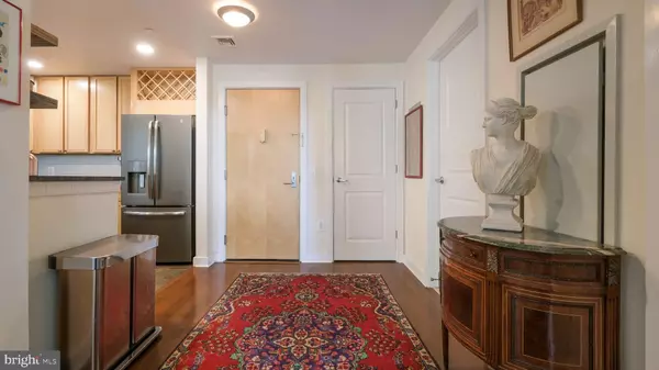 Philadelphia, PA 19102,111 S 15TH #1906