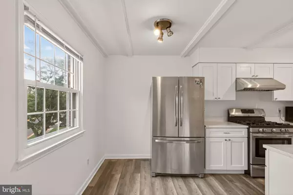 Centreville, VA 20120,14845 HAYMARKET LN