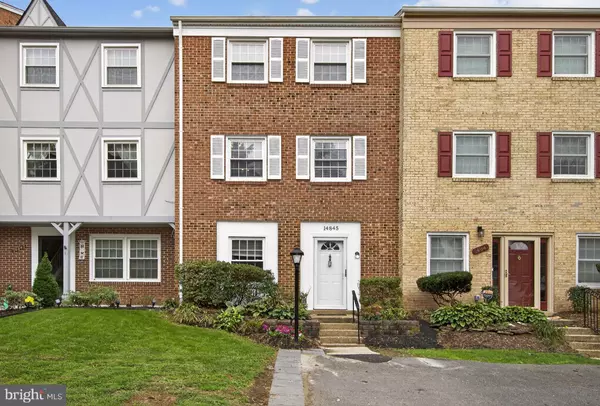 Centreville, VA 20120,14845 HAYMARKET LN