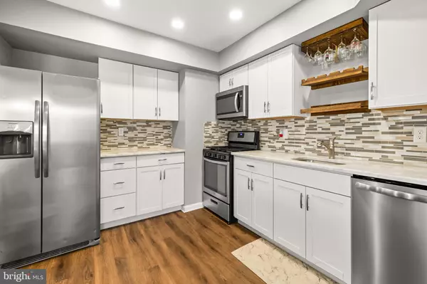 Blackwood, NJ 08012,130 GREENTREE RD