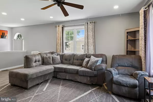 Blackwood, NJ 08012,130 GREENTREE RD