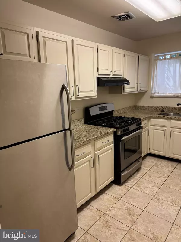 Bethesda, MD 20814,10524 WEYMOUTH ST #W-1