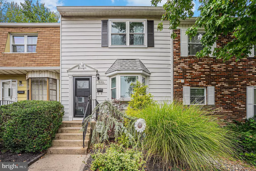 446 N MOUNT VERNON CIR, Bensalem, PA 19020