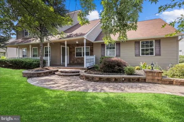 Sicklerville, NJ 08081,61 OLYMPIA LN
