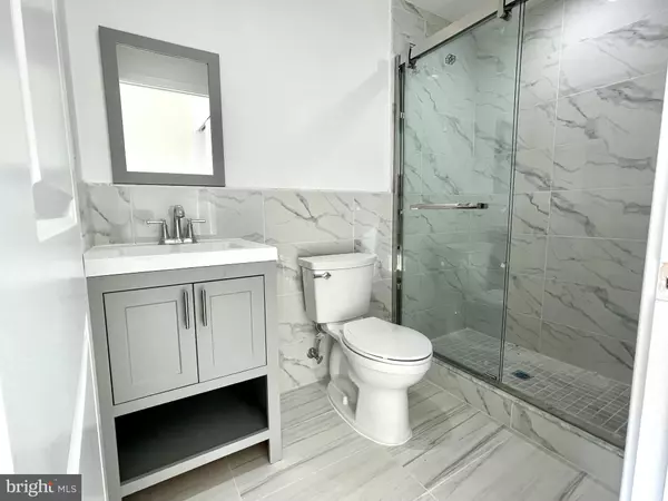 Philadelphia, PA 19123,1134 MOUNT VERNON ST #1