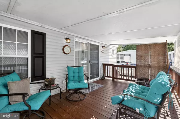 East Windsor, NJ 08520,4 SOUTH DR