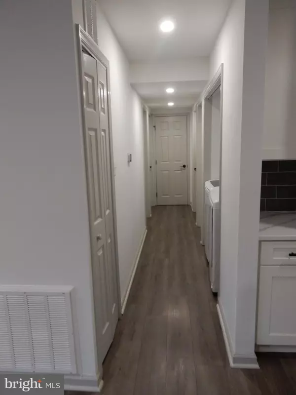 Sterling, VA 20164,1314 E HOLLY AVE