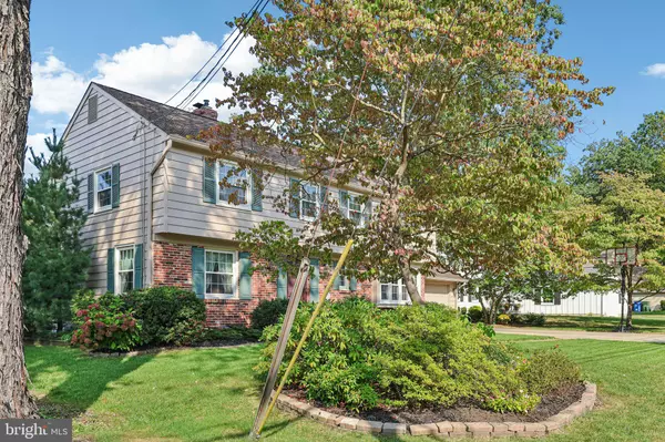 Cherry Hill, NJ 08034,116 SPLIT RAIL DR