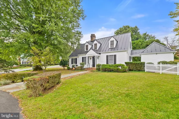 12 CHINN CT, Middleburg, VA 20117